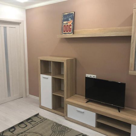 Gil Apartments, 38 Prospect Svobody Ungvár Kültér fotó