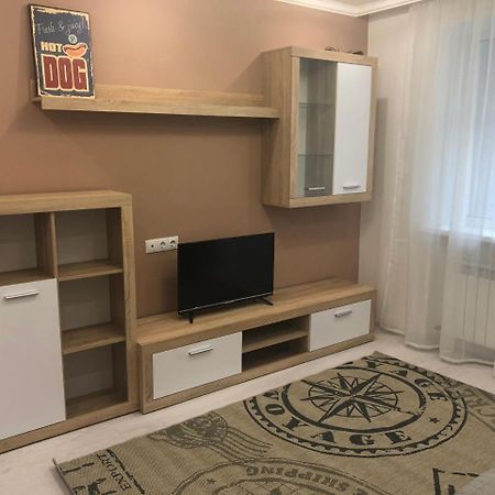 Gil Apartments, 38 Prospect Svobody Ungvár Kültér fotó