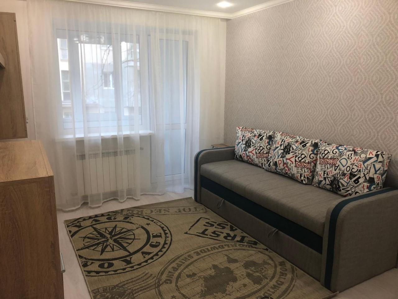 Gil Apartments, 38 Prospect Svobody Ungvár Kültér fotó