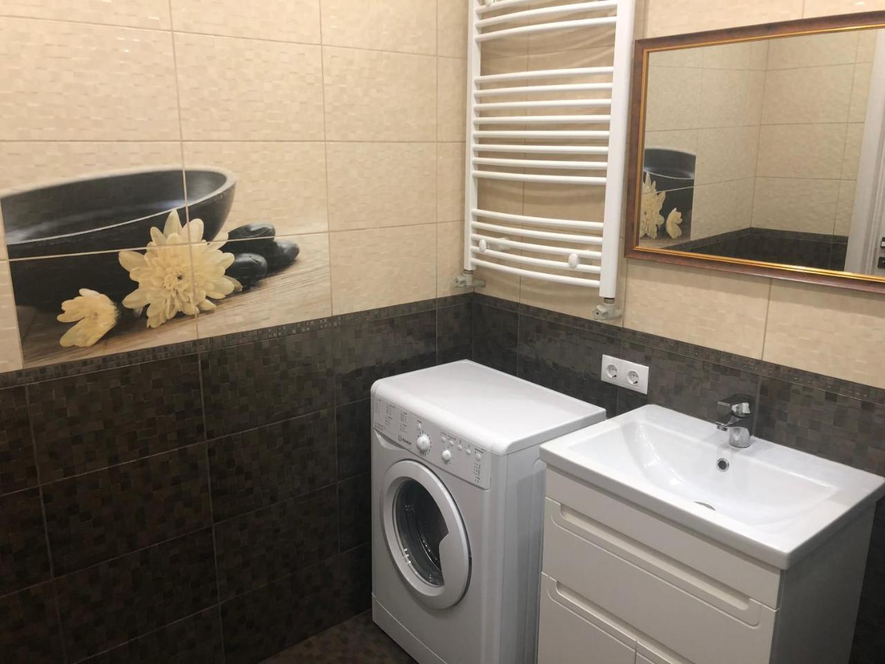 Gil Apartments, 38 Prospect Svobody Ungvár Kültér fotó