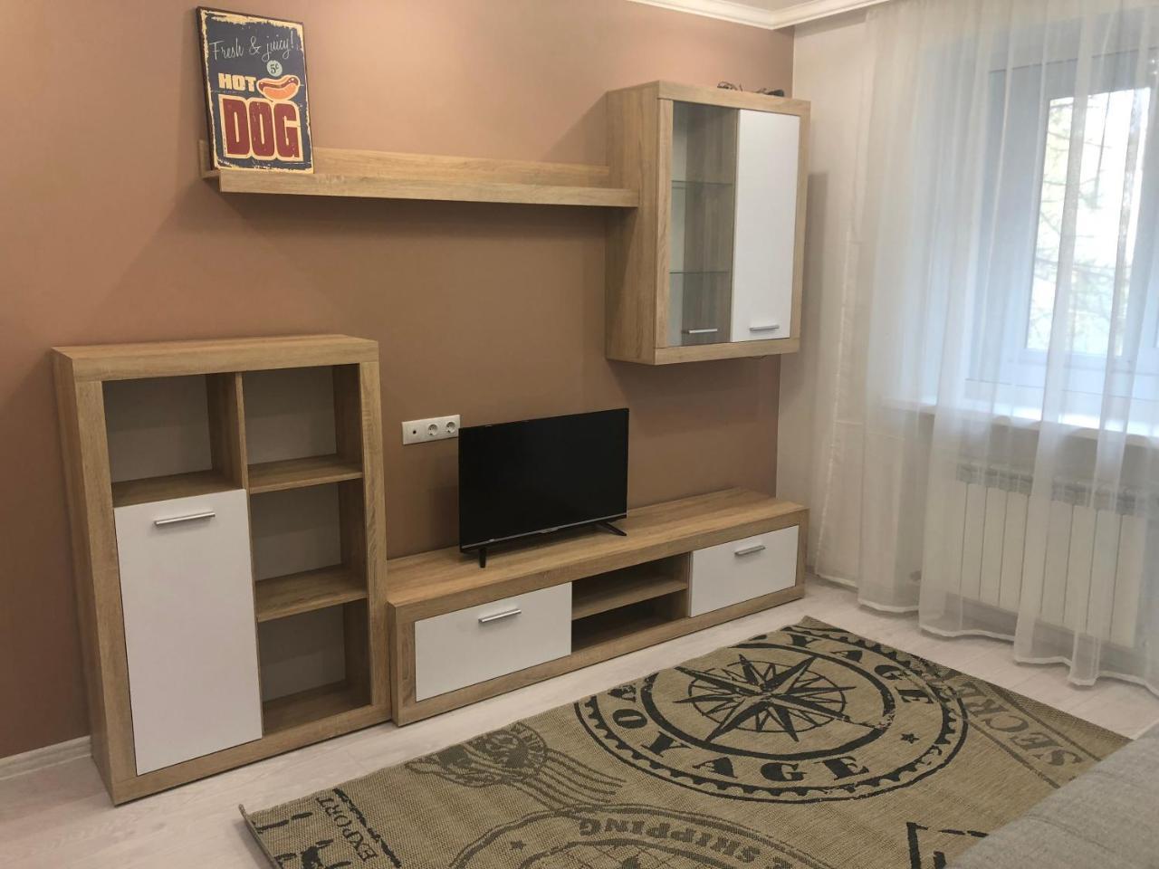 Gil Apartments, 38 Prospect Svobody Ungvár Kültér fotó